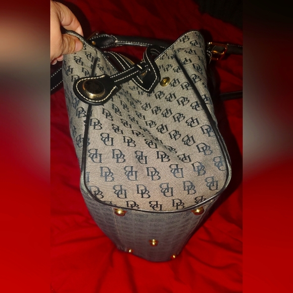 Vintage Dooney & Bourke Vintage 3 Piece Handbag Set. - Picture 7 of 16